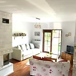 Casa de Férias Dom Nad Jeziorem Tajty *