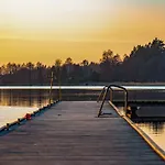 Dom Nad Jeziorem Tajty Casa de Férias Giżycko