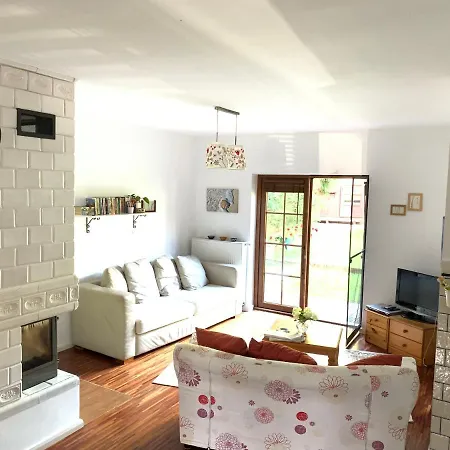 Holiday home Dom Nad Jeziorem Tajty *